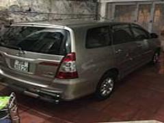 Bán xe Toyota Inova đăng ký tháng 8-2014 số sàn